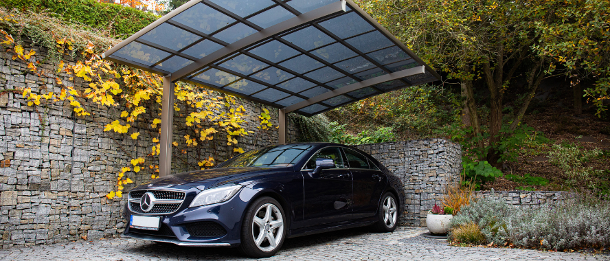 Elegante Überdachungen für das Auto