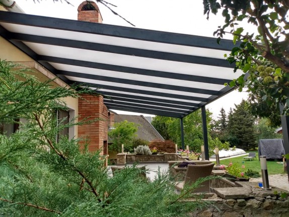 POLLARD selbsttragende Aluminium-Pergola, XXL Große, mit Polycarbonat