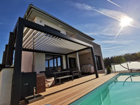 SEESKY bioklimatische selbsttragende Pergola
